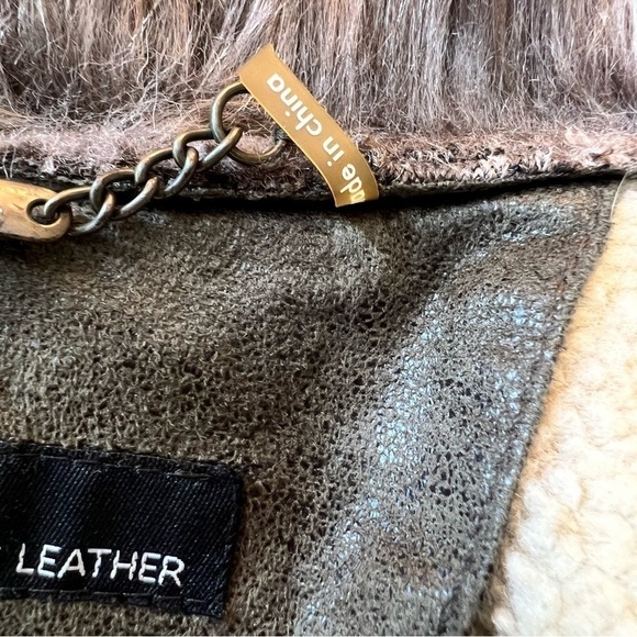 Wilson Leather Jacket Women Full Zip Green Coat Suede Faux Fur Medium FLAWS - Picture 15 of 15